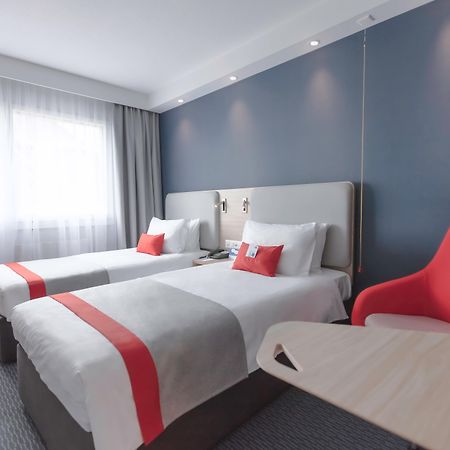 Holiday Inn Express Luzern-Neuenkirch, An Ihg Hotel Ρότενμπουργκ Εξωτερικό φωτογραφία