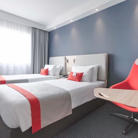 Holiday Inn Express Luzern-Neuenkirch, An Ihg Hotel Ρότενμπουργκ Εξωτερικό φωτογραφία